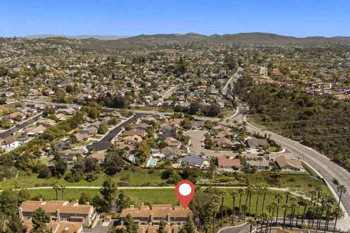 7768 Caminito Monarca 110, Carlsbad, California 92009