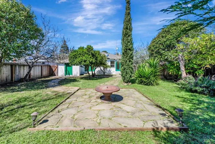 138 E Hillsdale Boulevard, San Mateo, California 94403