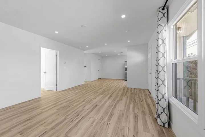 138 E Hillsdale Boulevard, San Mateo, California 94403