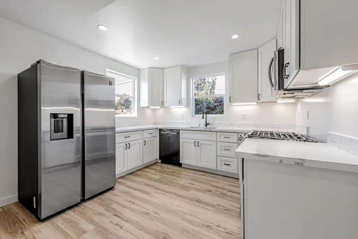 138 E Hillsdale Boulevard, San Mateo, California 94403