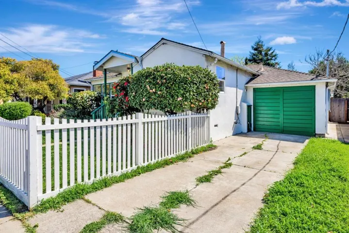 138 E Hillsdale Boulevard, San Mateo, California 94403