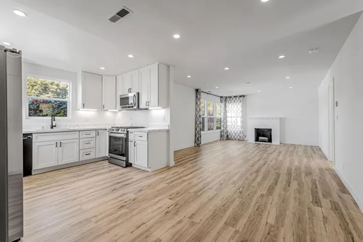 138 E Hillsdale Boulevard, San Mateo, California 94403