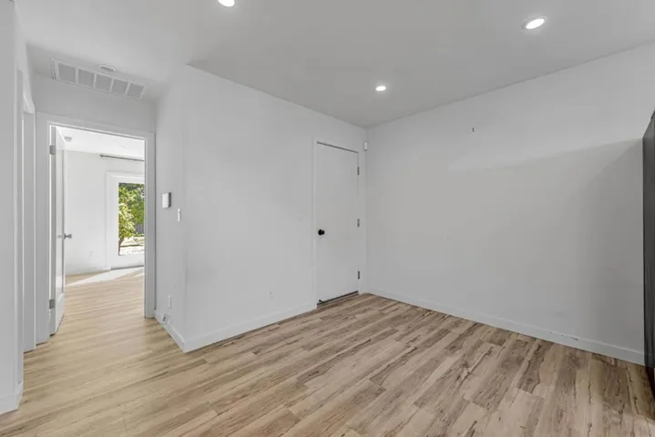 138 E Hillsdale Boulevard, San Mateo, California 94403