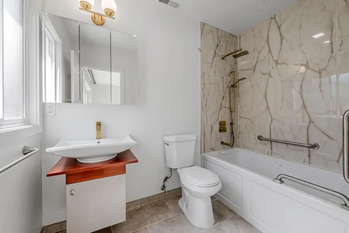 138 E Hillsdale Boulevard, San Mateo, California 94403