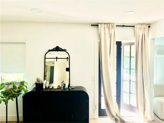 674 Cypress Street, Newbury Park, California 91320
