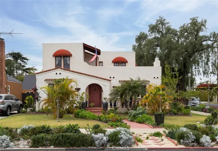 1202 S Ross Street, Santa Ana, California 92707