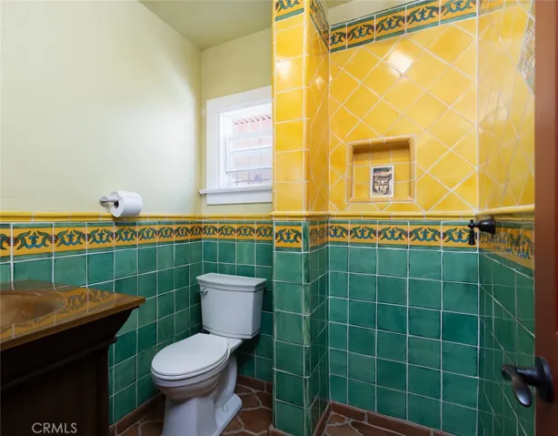 1202 S Ross Street, Santa Ana, California 92707