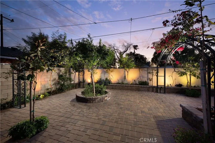 1202 S Ross Street, Santa Ana, California 92707