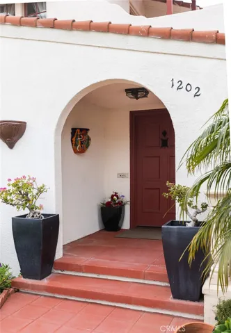 1202 S Ross Street, Santa Ana, California 92707