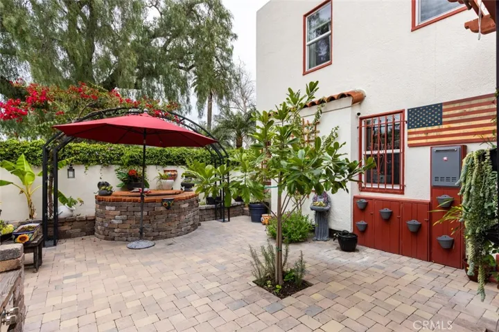 1202 S Ross Street, Santa Ana, California 92707