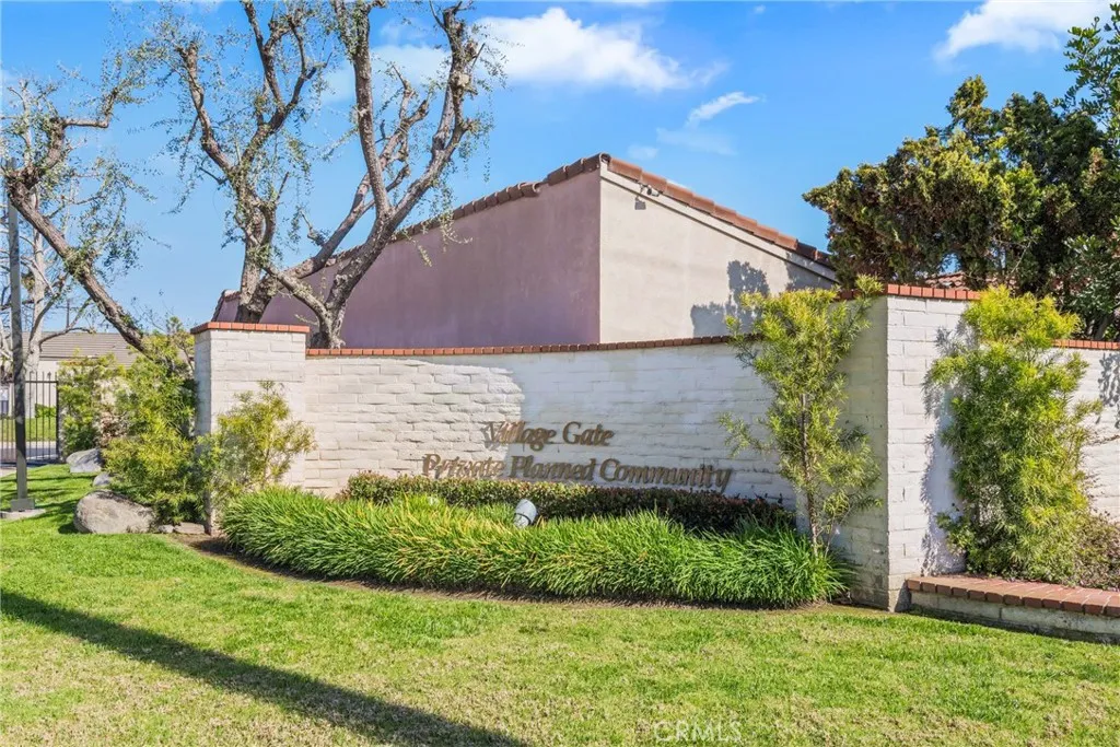 1725 Home, Pomona, California 91768 home-pic-24
