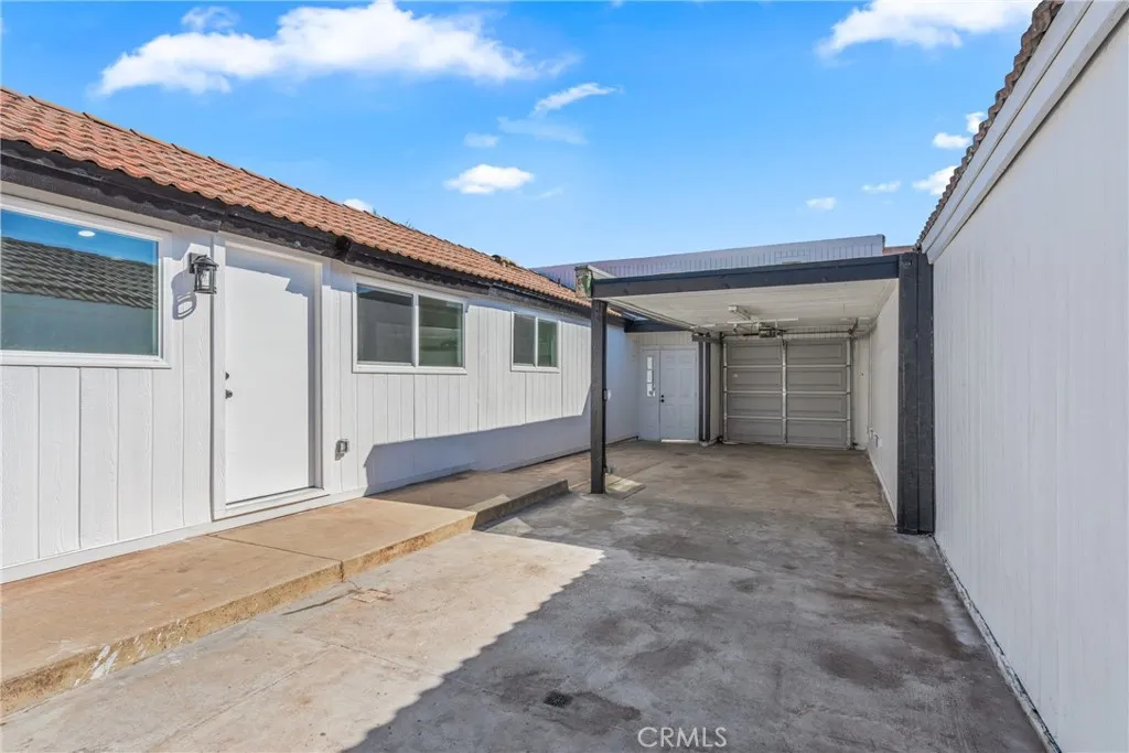 1725 Home, Pomona, California 91768 home-pic-5