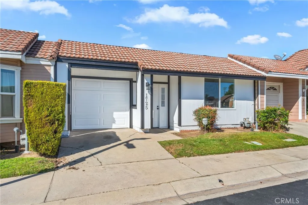 1725 Home, Pomona, California 91768 home-pic-0