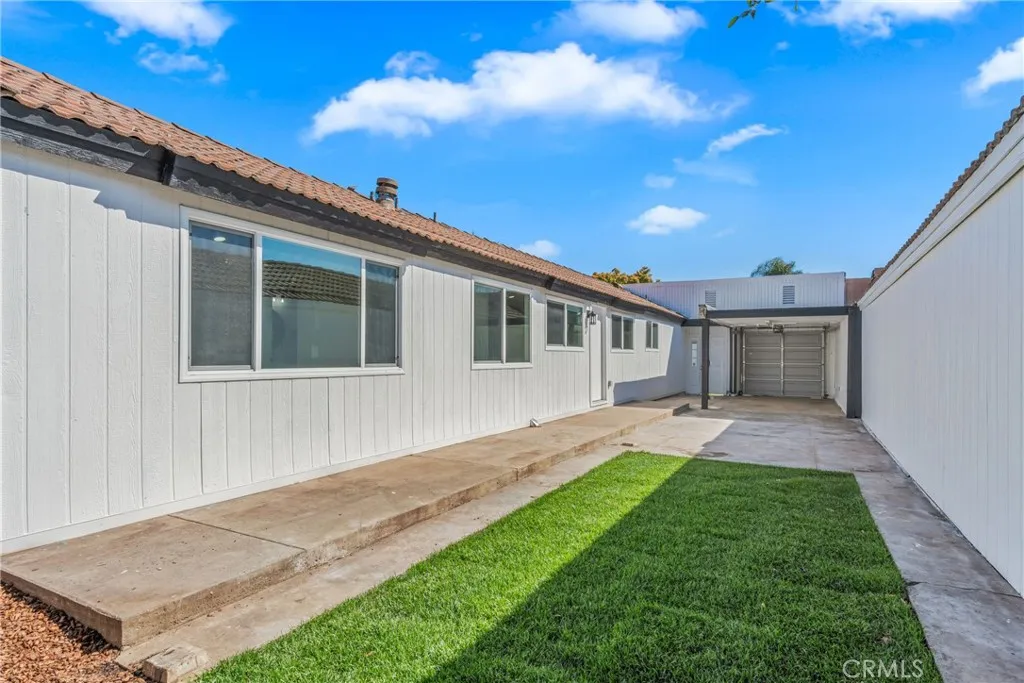 1725 Home, Pomona, California 91768 home-pic-7