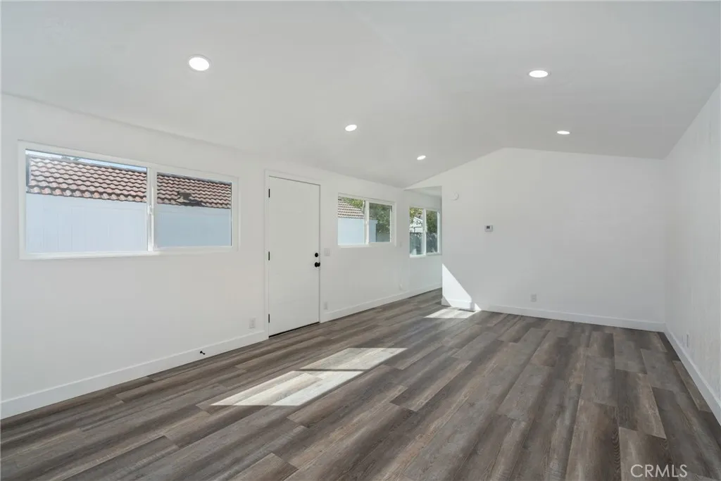 1725 Home, Pomona, California 91768 home-pic-10