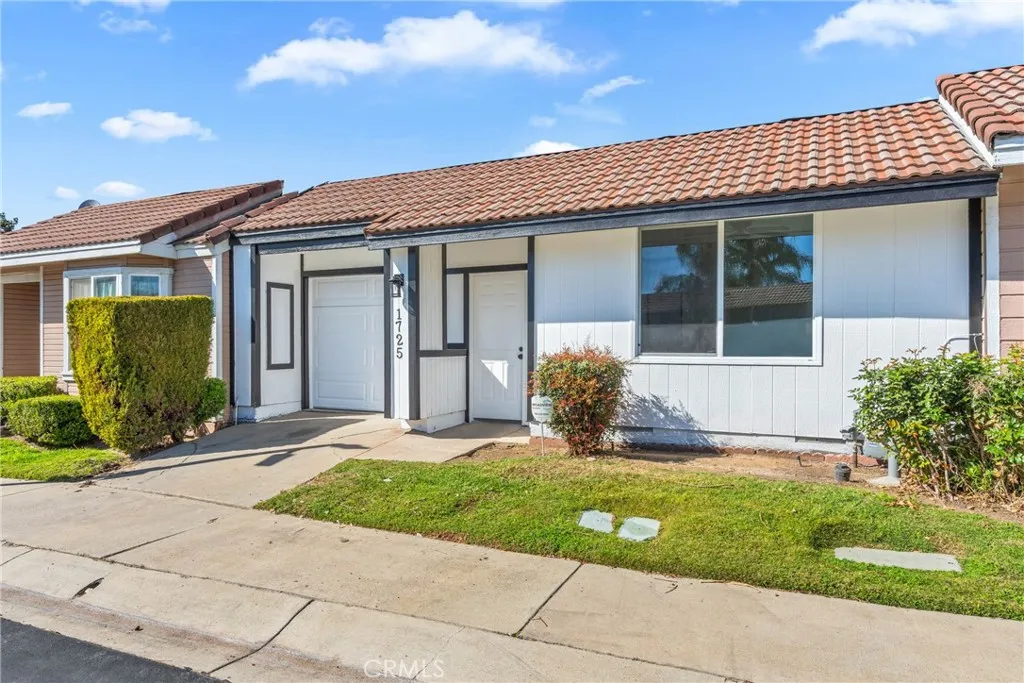 1725 Home, Pomona, California 91768 home-pic-1