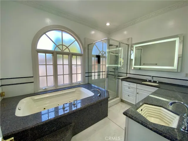 11019 Rives Avenue, Downey, California 90241