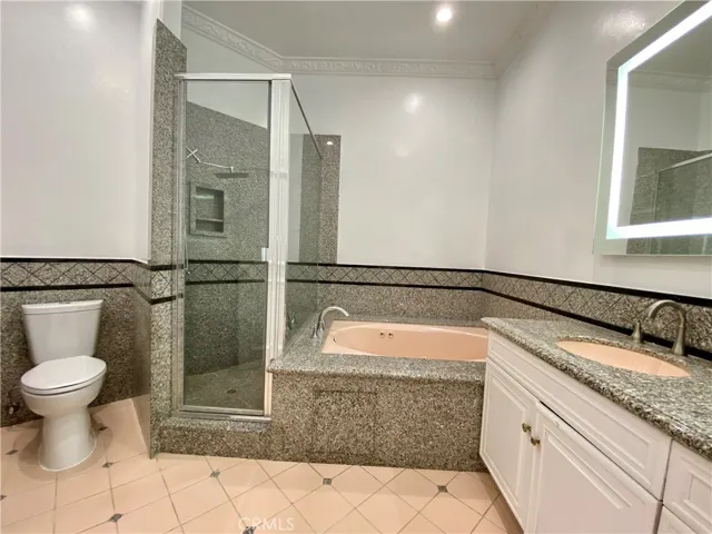 11019 Rives Avenue, Downey, California 90241