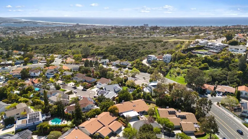 2223 Caminito Preciosa Sur, La Jolla, California 92037