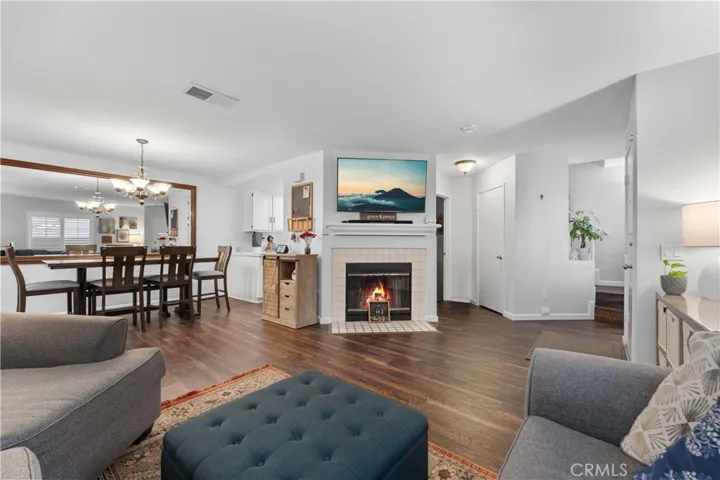 25254 Steinbeck Avenue C, Stevenson Ranch, California 91381