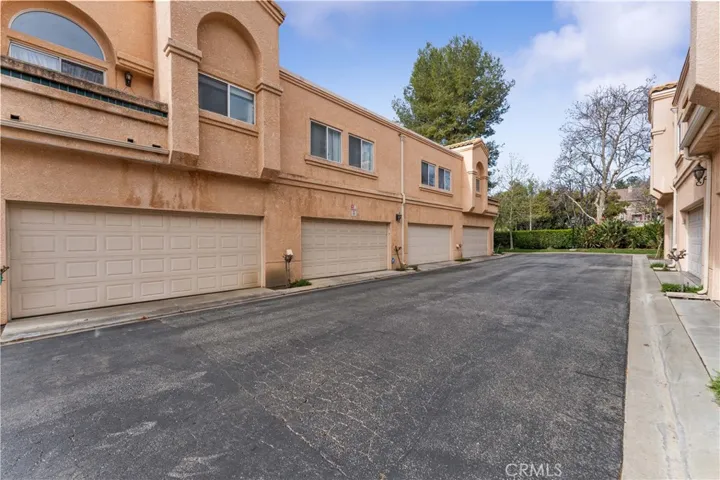 25254 Steinbeck Avenue C, Stevenson Ranch, California 91381
