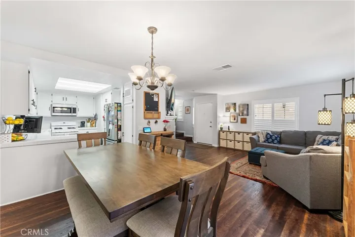 25254 Steinbeck Avenue C, Stevenson Ranch, California 91381