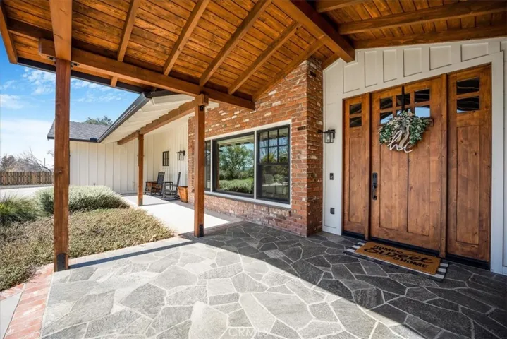 643 Alta Loma Drive, Redlands, California 92373