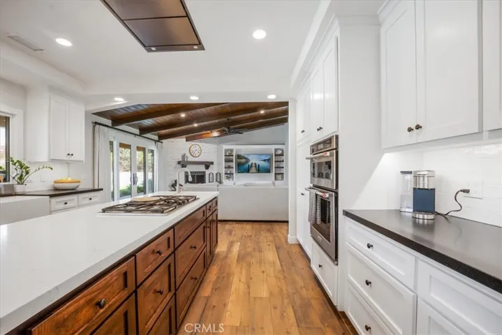 643 Alta Loma Drive, Redlands, California 92373