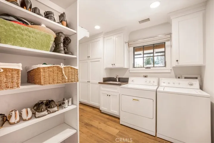 643 Alta Loma Drive, Redlands, California 92373