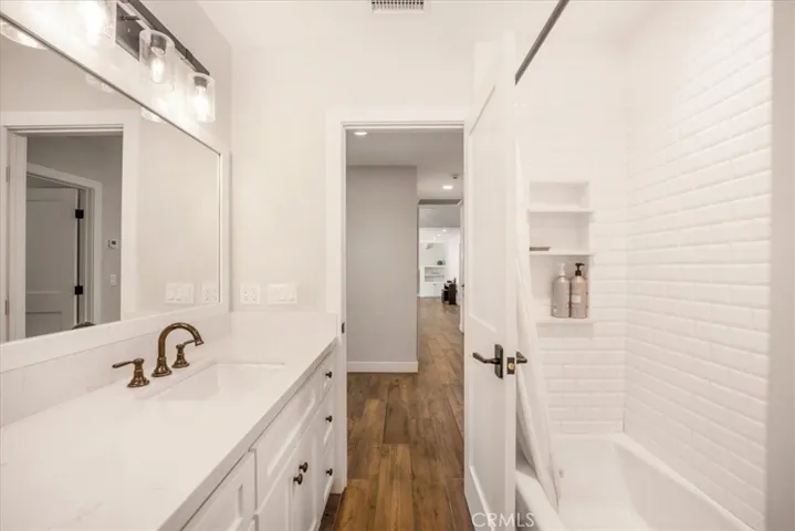 643 Alta Loma Drive, Redlands, California 92373