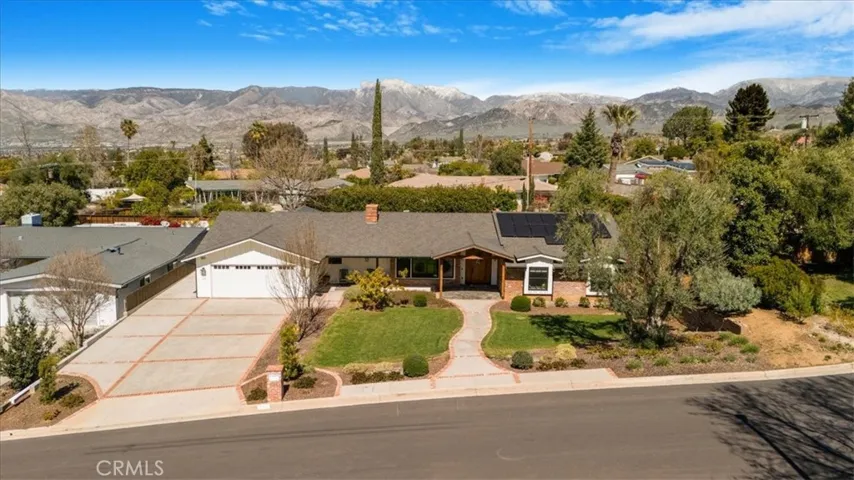 643 Alta Loma Drive, Redlands, California 92373