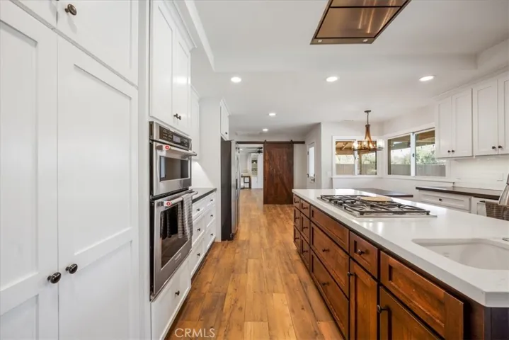 643 Alta Loma Drive, Redlands, California 92373
