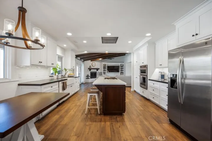 643 Alta Loma Drive, Redlands, California 92373