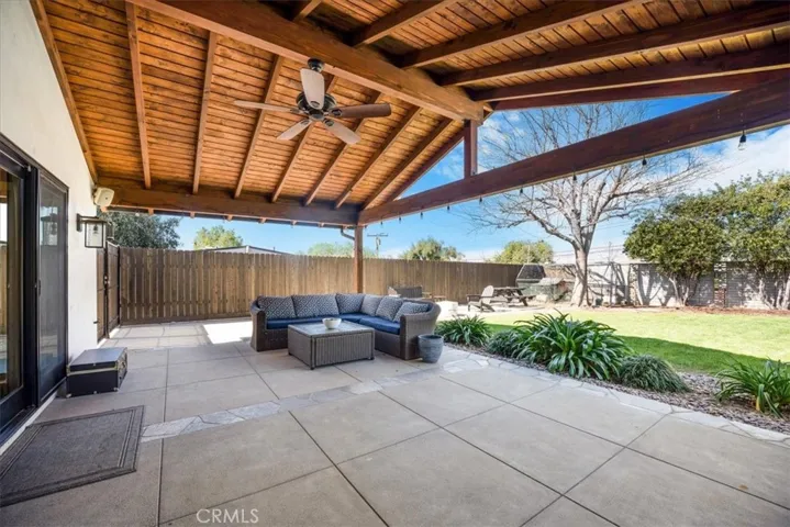 643 Alta Loma Drive, Redlands, California 92373