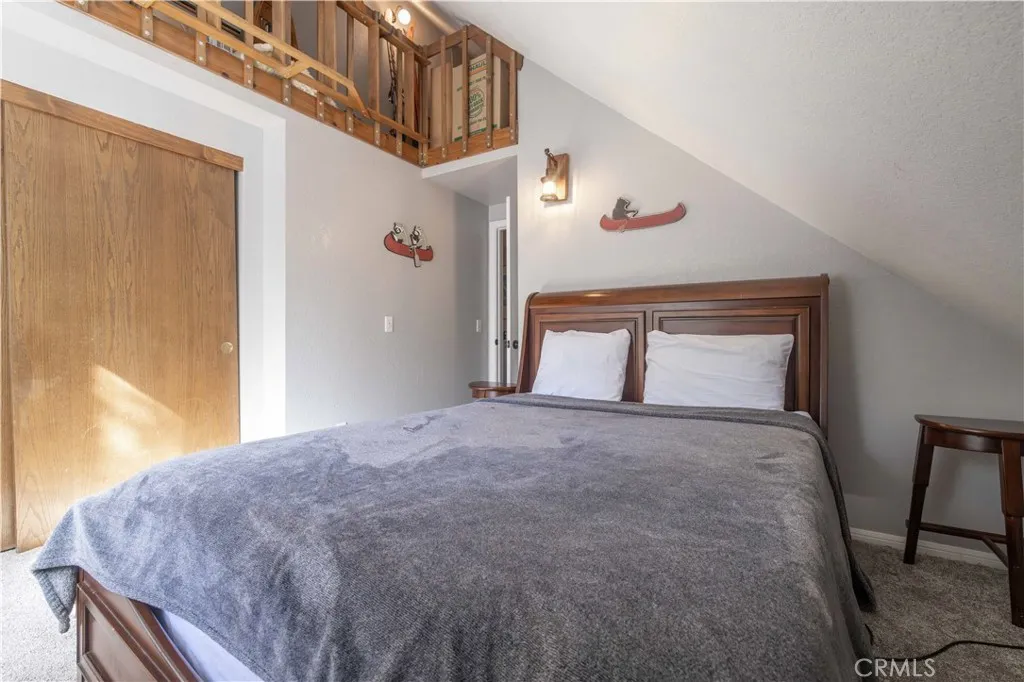 723 Summit Boulevard, Big Bear Lake, California 92315 home-pic-15