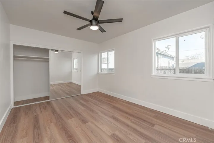 515 W 70th Street, Los Angeles, California 90044