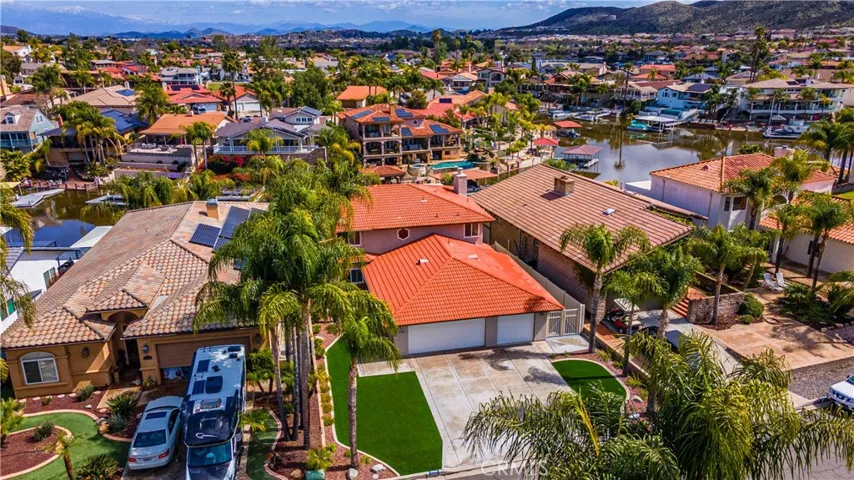 30182 Point Marina Drive, Canyon Lake, California 92587