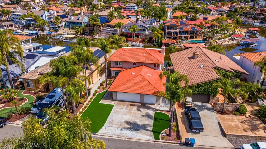 30182 Point Marina Drive, Canyon Lake, California 92587
