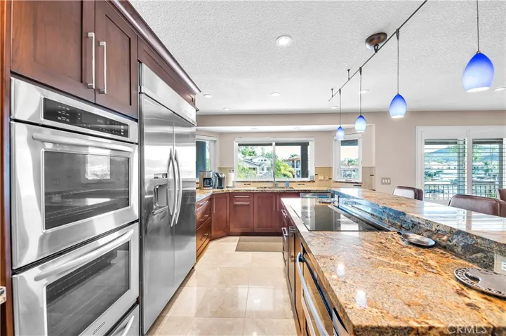 30182 Point Marina Drive, Canyon Lake, California 92587