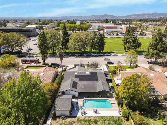 9410 Zelzah Avenue, Northridge, California 91325