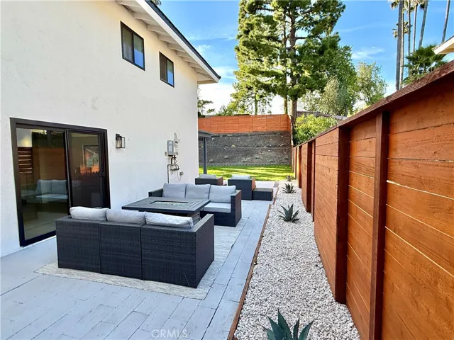 6115 Armaga Spring Road, Rancho Palos Verdes, California 90275
