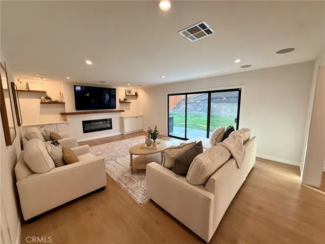 6115 Armaga Spring Road, Rancho Palos Verdes, California 90275