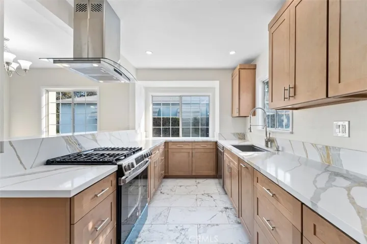 1672 E Phillips Street, Long Beach, California 90805