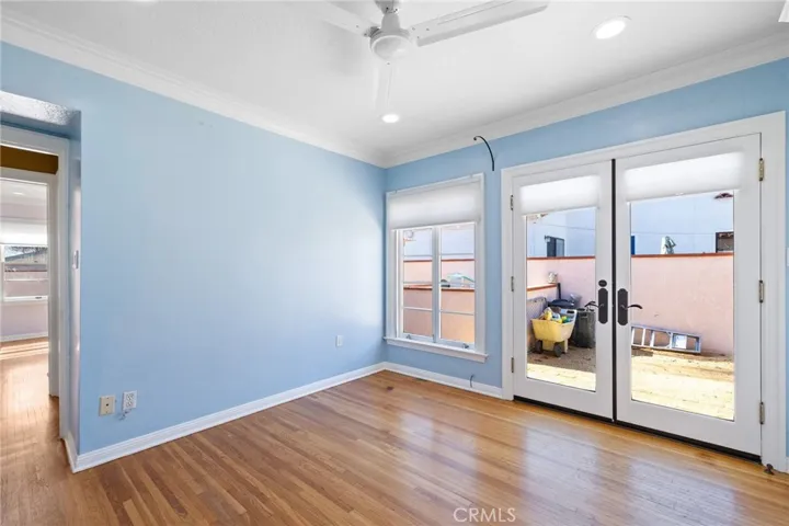 North Bedroom: opposite view to hallway door.

