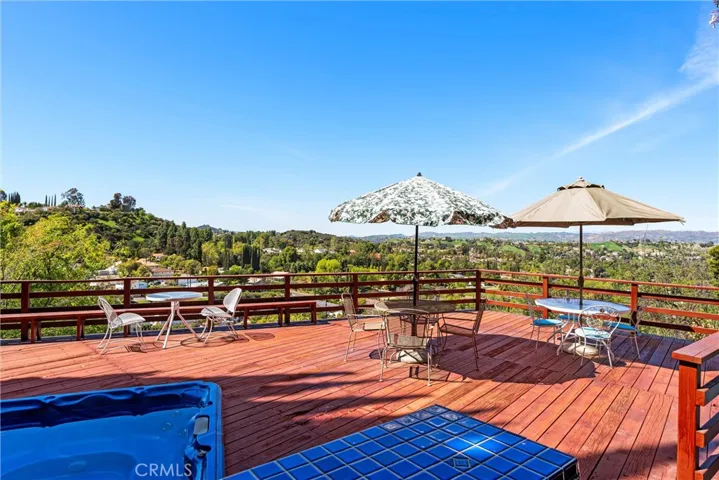 4249 Torreon Drive, Woodland Hills, California 91364