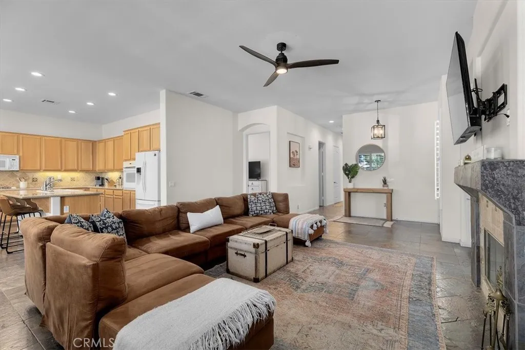 82852 Burnette Drive, Indio, California 92201 home-pic-7