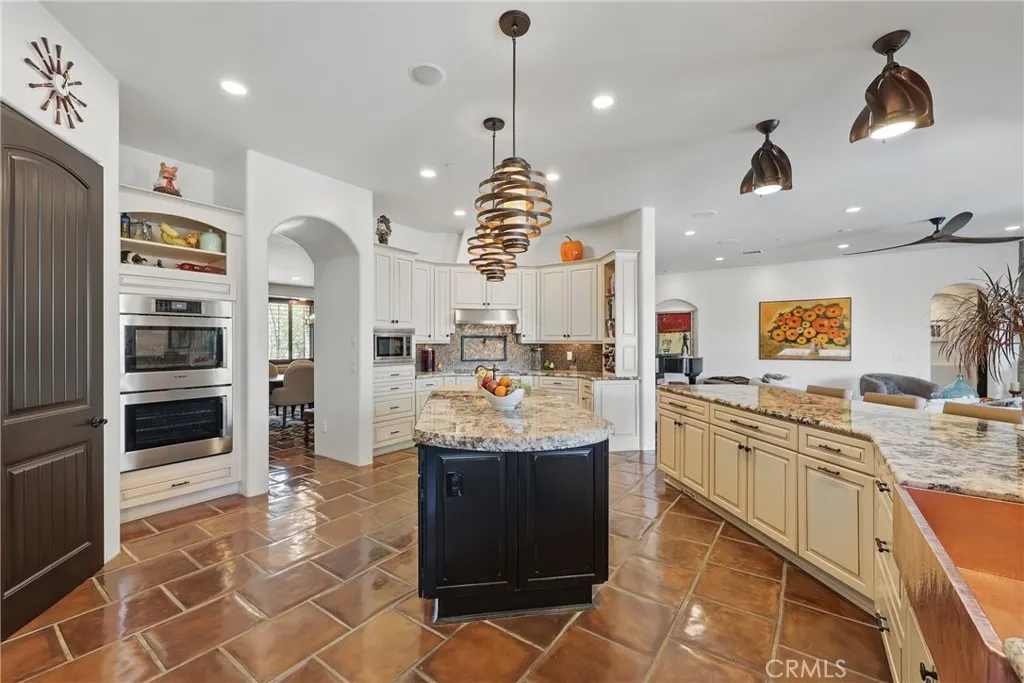 248 E Palo Verde Avenue, Palm Springs, California 92264 home-pic-12