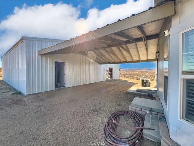 406 Rainbow Road, Landers, California 92285