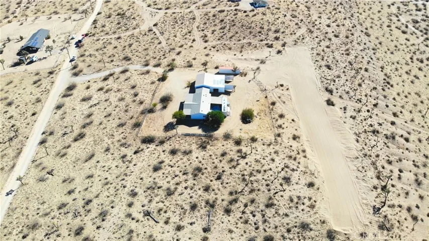 406 Rainbow Road, Landers, California 92285