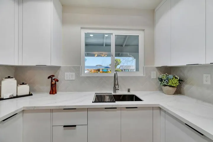 32524 Gina Way, Union City, California 94587